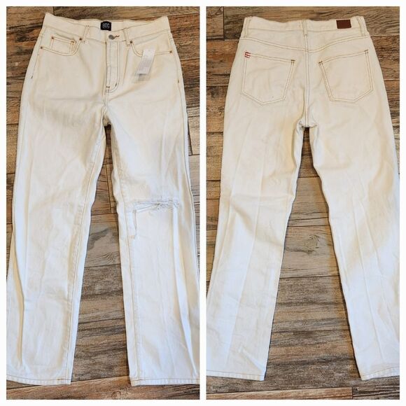 🔸️NWT Urban Outfitters BDG Ivory Loose Straight Jeans Size 6/28 - Picture 13 of 13